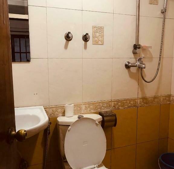 اتاق لوکس, Little Buddha Inn
