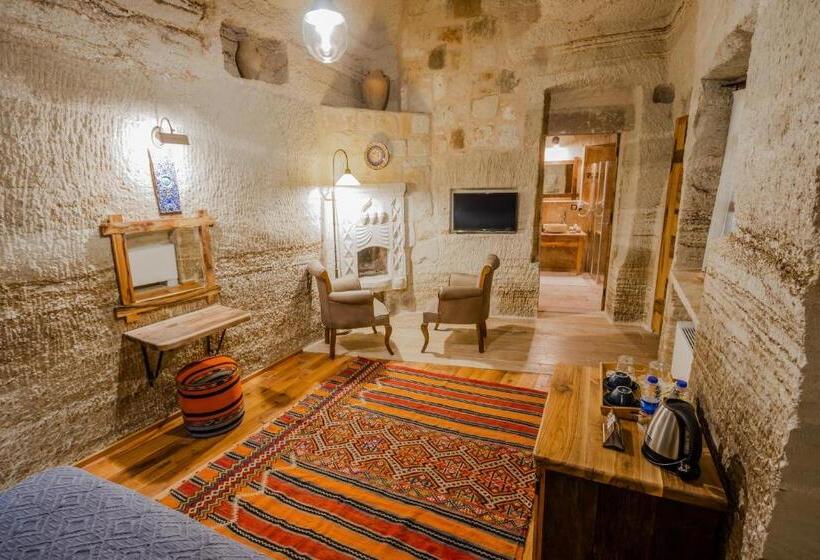 סוויטת ג'וניור, Sultan Cave Suites