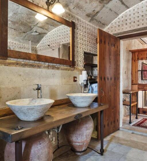 חדר סופריור עם מיטת קינג, Sultan Cave Suites