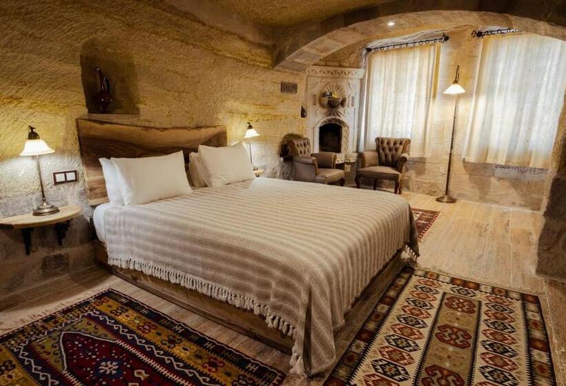 주니어 스위트, Sultan Cave Suites