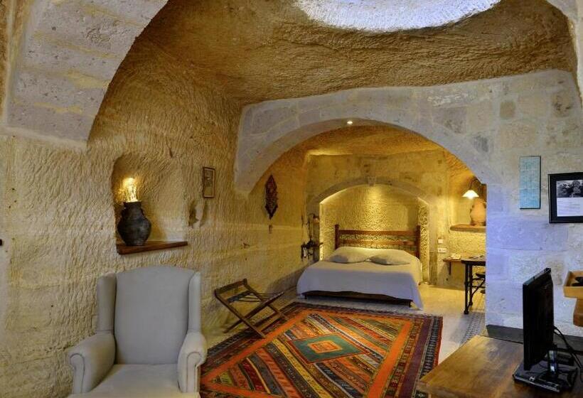 סוויטת ג'וניור, Sultan Cave Suites