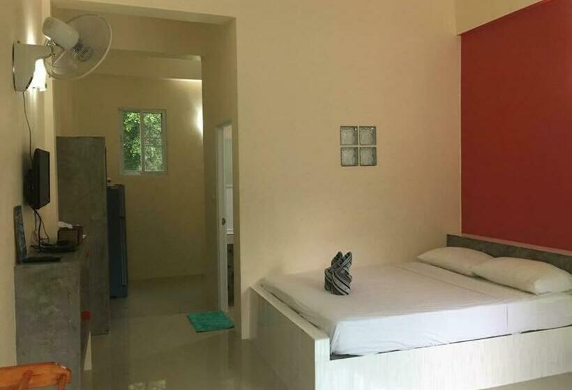 اتاق استاندارد با بالکن, Budchui Guesthouse