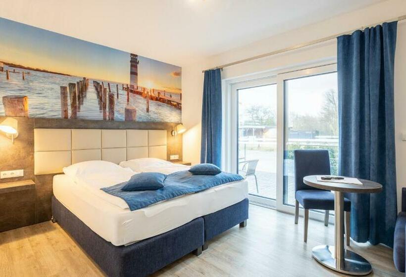 スタンダードスタジオ, Familien  Und Aparthotel Strandhof