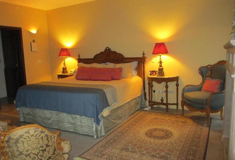 اتاق لوکس با تخت بزرگ, Casa Misha