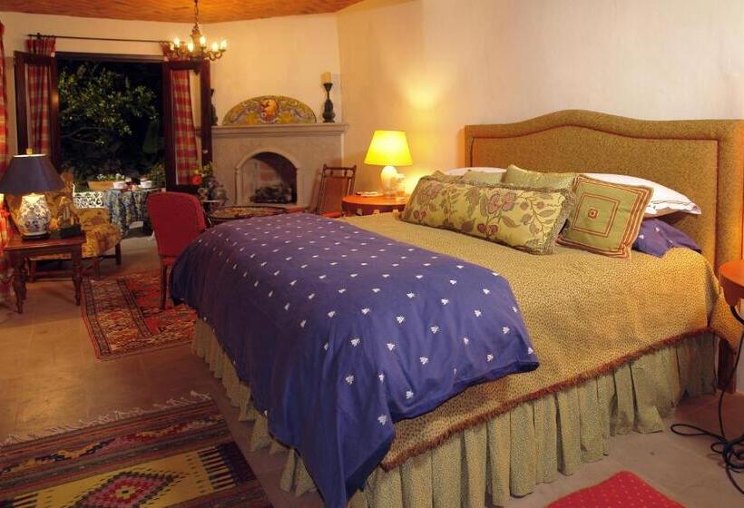 اتاق لوکس با تخت بزرگ, Casa Misha