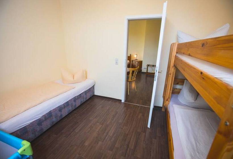 Семейный Номер, Pension Friedrichshof
