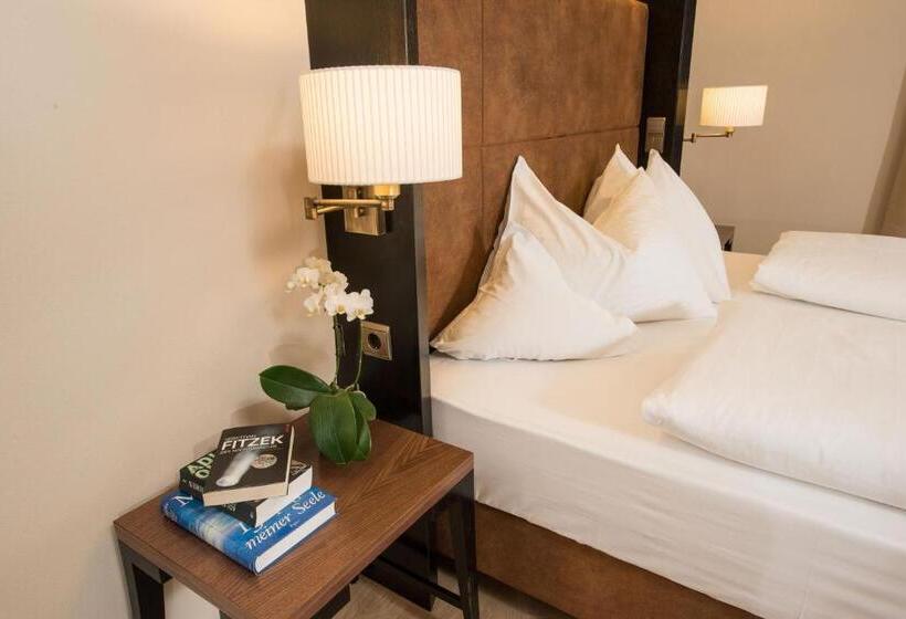 Номер Стандарт с Балконом, Genusshotel Goldene Rose