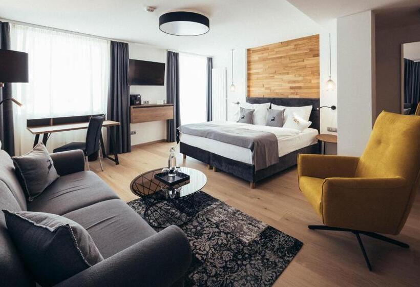 Полулюкс, Genusshotel Goldene Rose