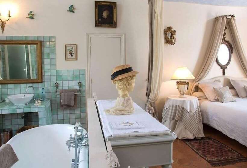 Номер Superior, Château De La Rue