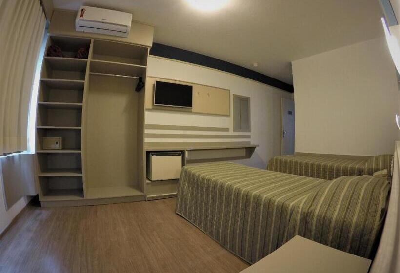 Номер Стандарт, Gracher Praia