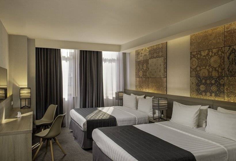 디럭스 4인 룸, Republica Hotel Yerevan