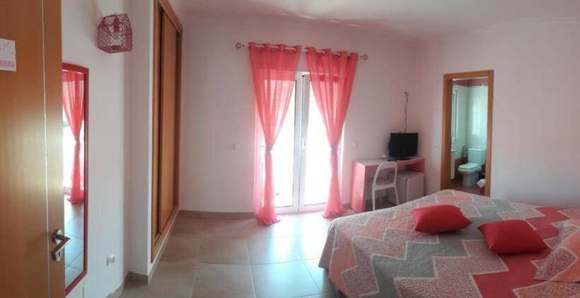 Номер Стандарт, Arrifana Guest House