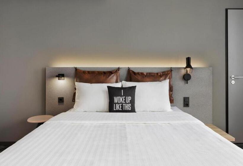 景色の見えるジュニアスイート, Moxy Duesseldorf City
