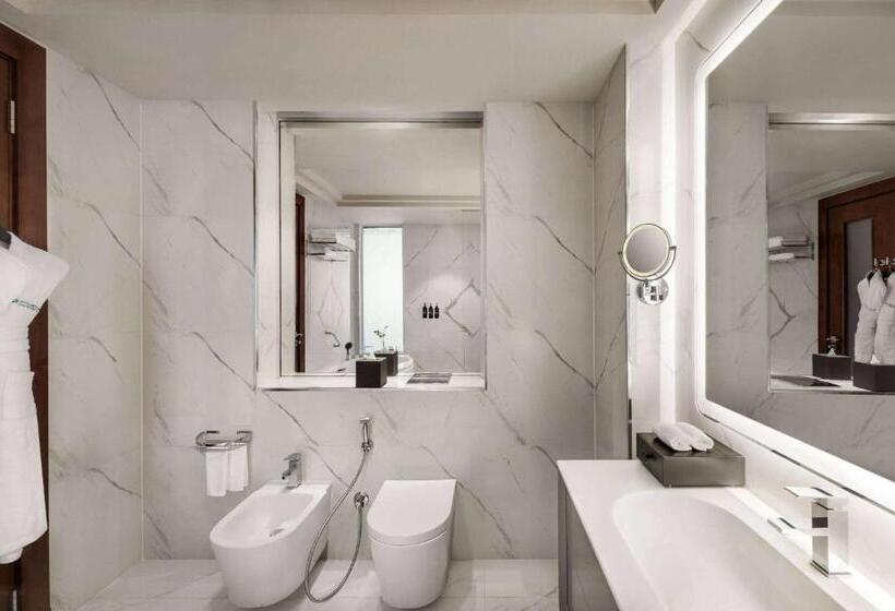اتاق سوپریور با چشم‌انداز شهر, Wyndham Grand Doha West Bay Beach