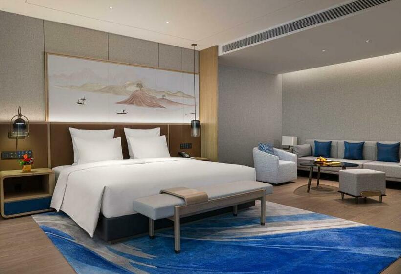 Номер Executive Кровать Кинг, Pullman Huai An 淮安铂尔曼酒店