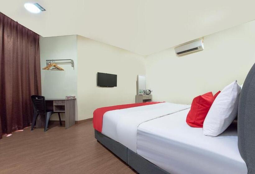 Camera Deluxe, Oyo 90380 Hotel Jasin