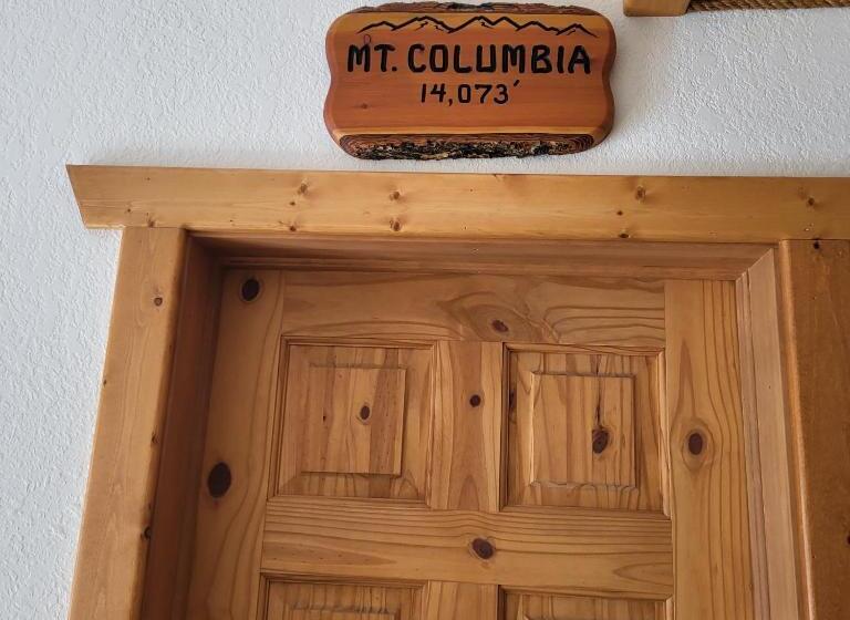 اتاق استاندارد با تراس, Buffalopeaks Lodge