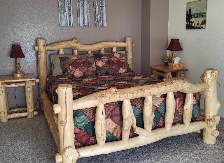 اتاق استاندارد با تراس, Buffalopeaks Lodge