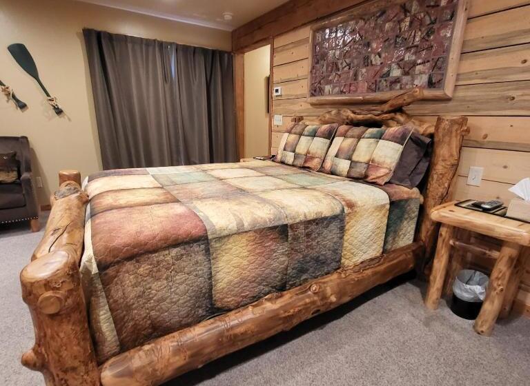 اتاق لوکس, Buffalopeaks Lodge