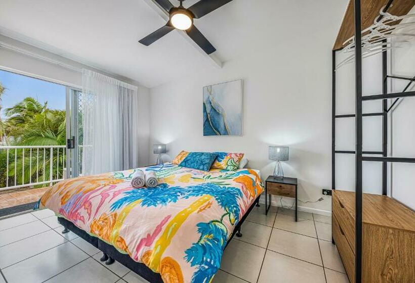 Апартаменты 1 Спальня с Балконом, Beachcomber Peregian Beach