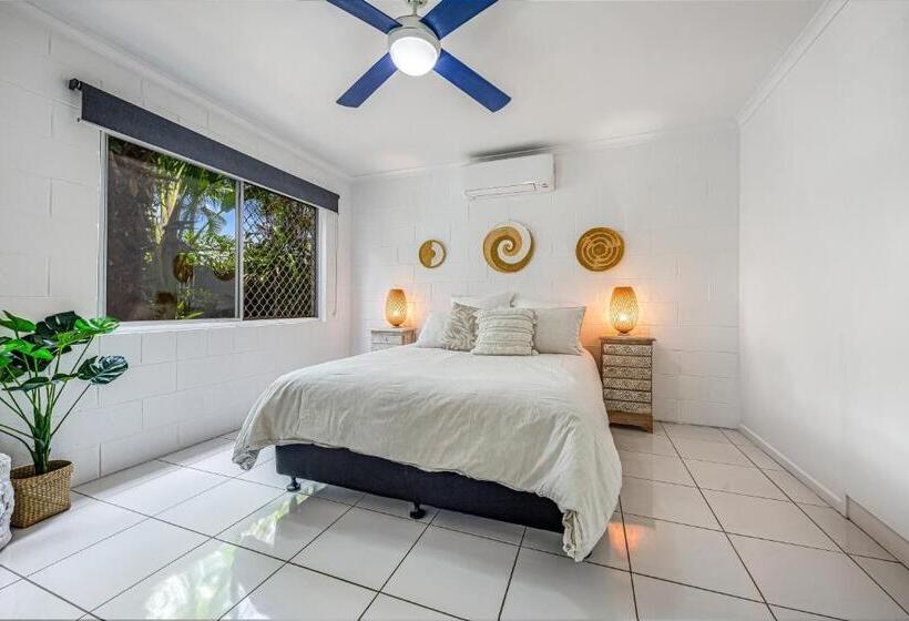 Апартаменты 2 Спальни, Beachcomber Peregian Beach