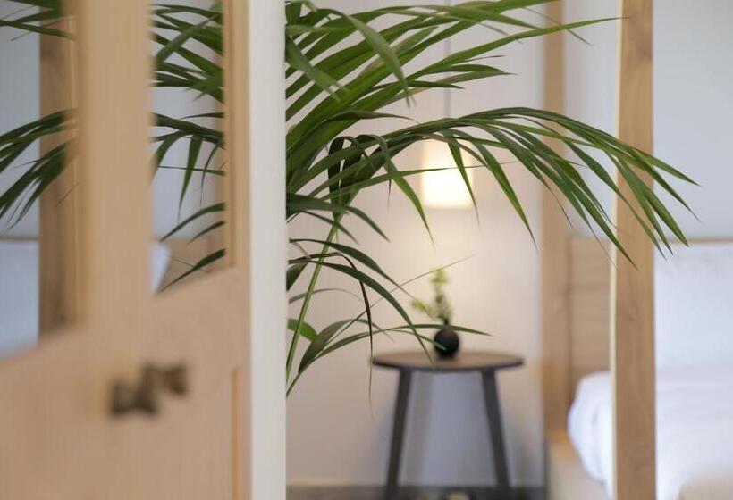 اتاق استاندارد, Lena Mare Boutique