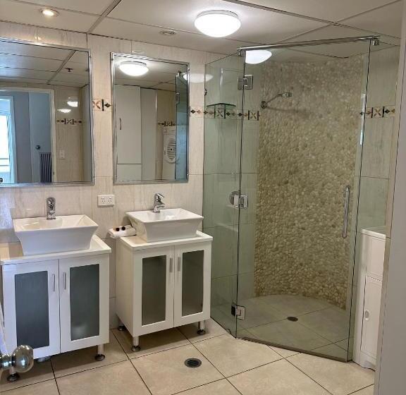 침실 1개 디럭스 아파트, Zenith Ocean Front Apartments