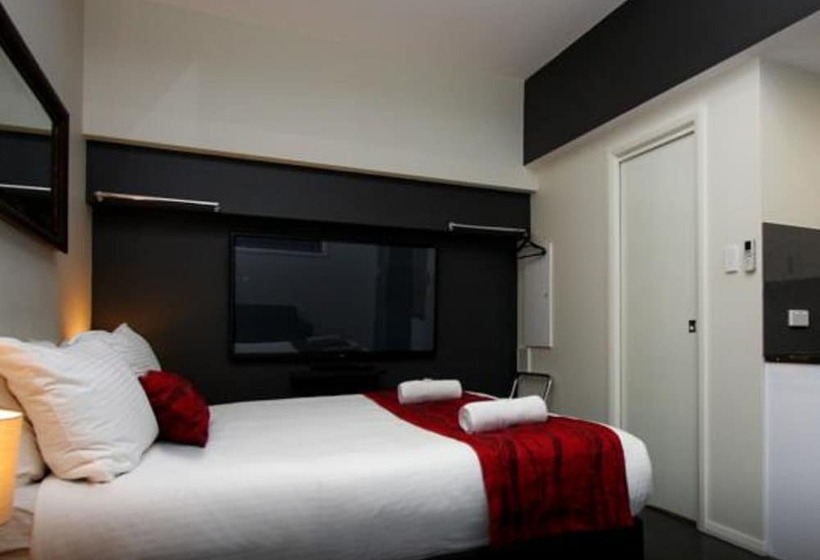 استودیوی استاندارد, Jesmond Executive Villas