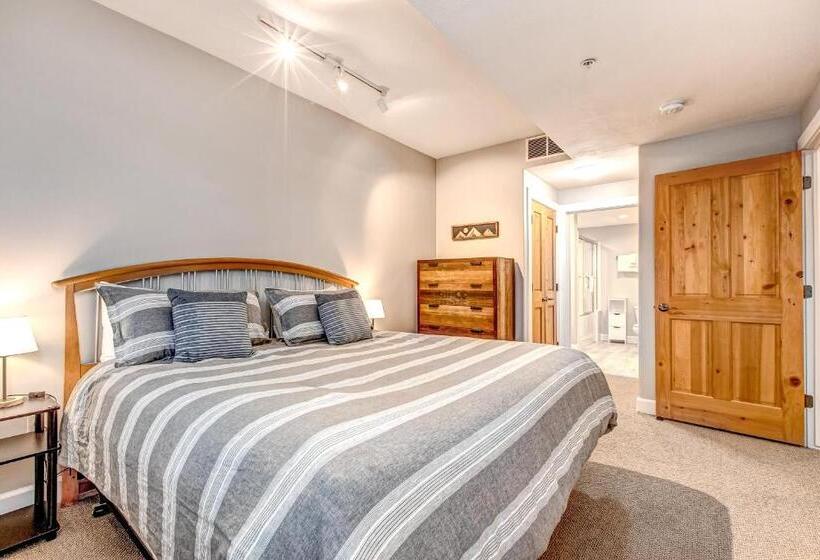 침실 1개 아파트, Cozy Crestview Condo