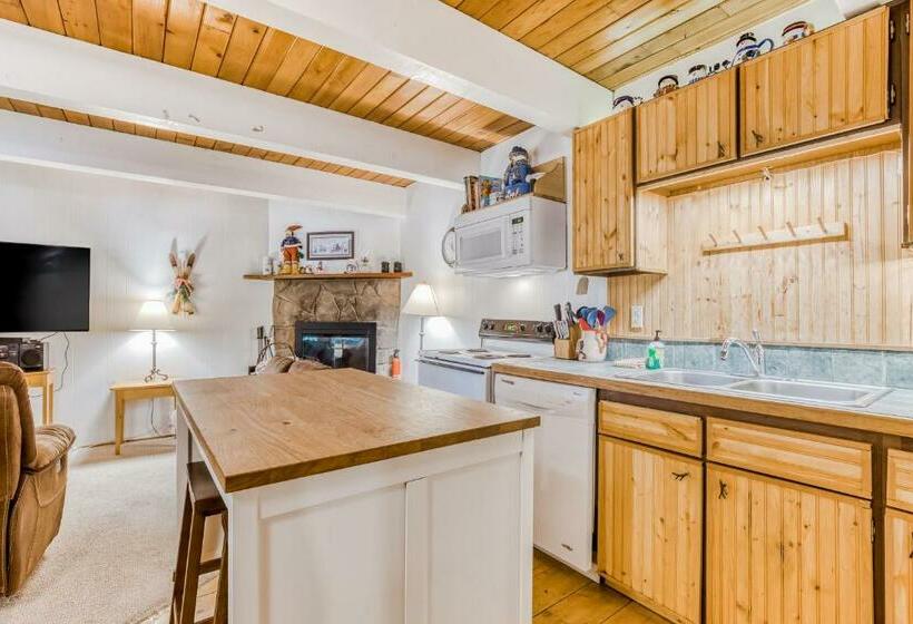 Апартаменты 1 Спальня, Edelweiss Retreat