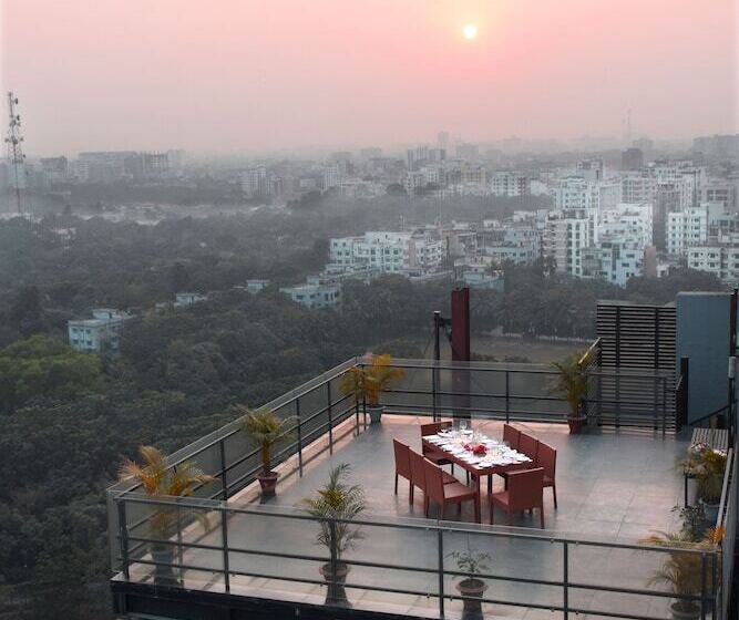 سوییت جونیور, Amari Dhaka