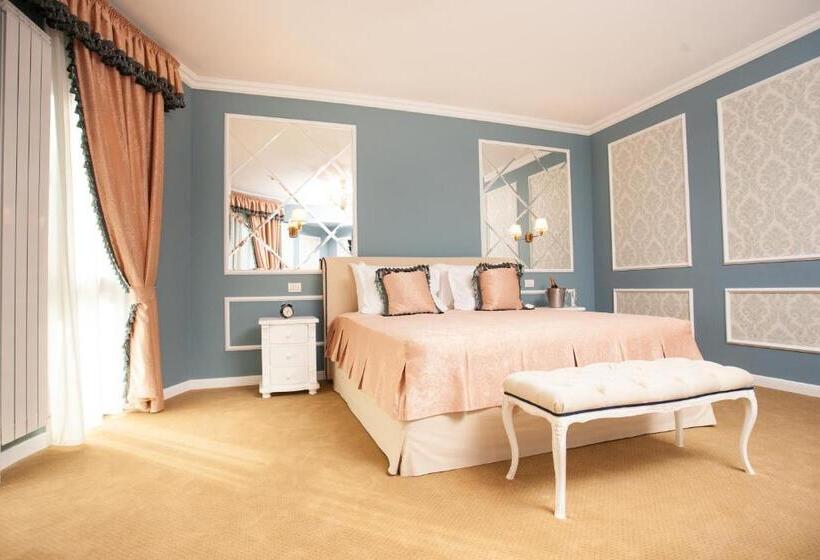 سوییت جونیور, Villa Boutique Lafayette