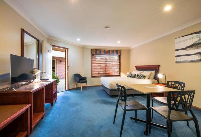 Студия Стандарт, Nightcap At Federal Hotel Toowoomba