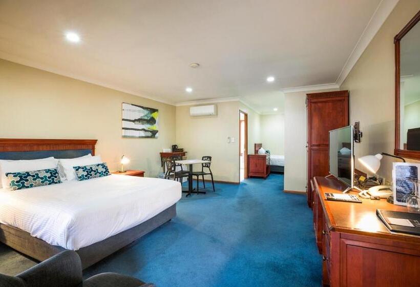 Студия Стандарт, Nightcap At Federal Hotel Toowoomba