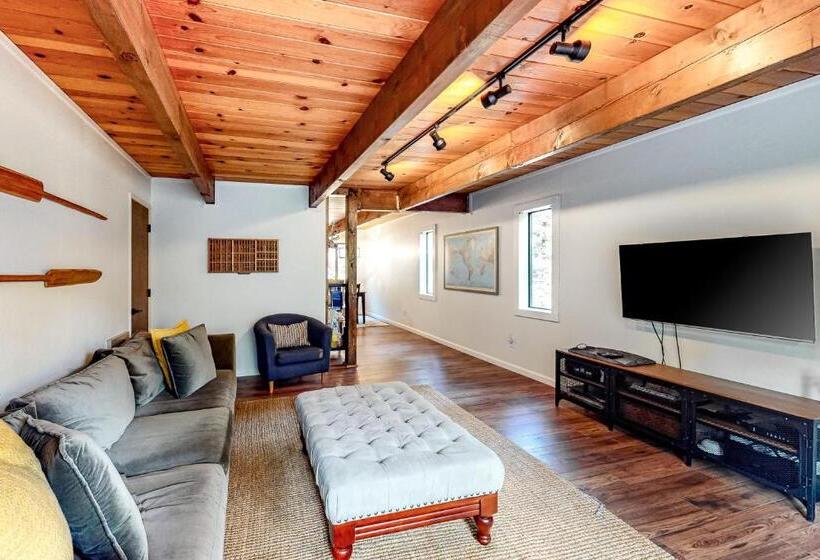 Апартаменты 2 Спальни, Wine & Woods Retreat