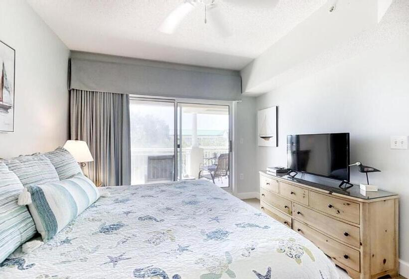 Апартаменты 1 Спальня, Hampton Place 5501
