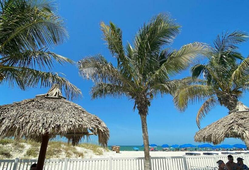 Апартаменты 2 Спальни, Beach Place 1 404