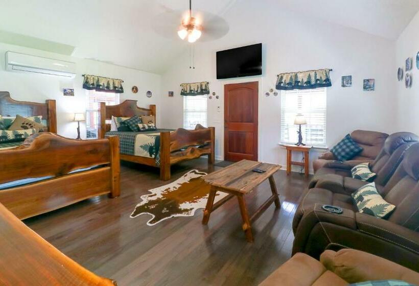 Студия Стандарт, Little Bear Retreat 2