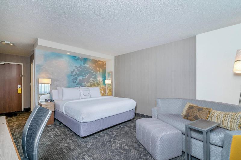 스탠다드 룸 킹사이즈 침대, Courtyard By Marriott Wilkes Barre Arena