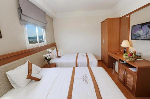 اتاق لوکس با چشم‌انداز شهر, Dendro Beachfront
