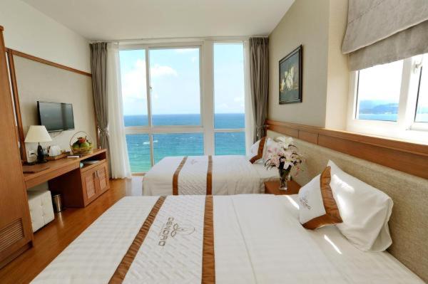 اتاق لوکس با چشم‌انداز دریا, Dendro Beachfront