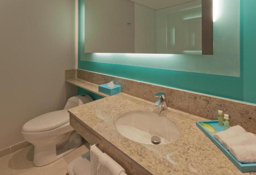스위트 킹사이즈 침대, Holiday Inn Express Yopal, An Ihg