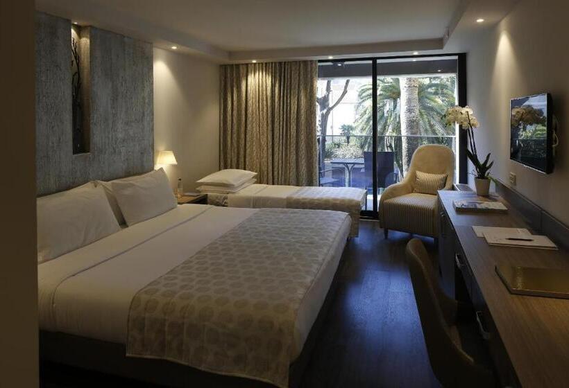 اتاق لوکس با چشم‌انداز باغ, Palmon Bay Hotel & Spa