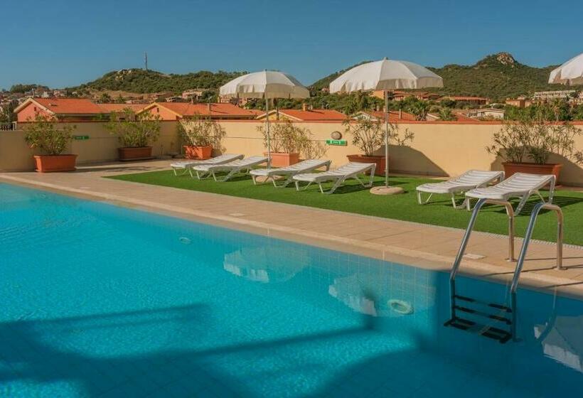 آپارتمان 1 خوابه, Apartments In Residence With Swimming Pool In Villasimius