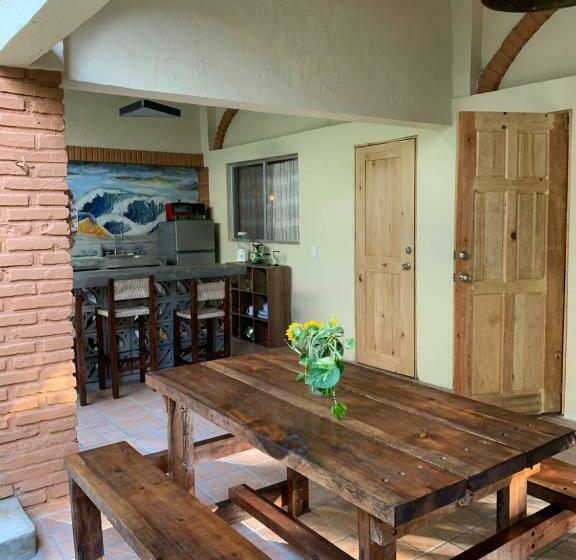 Quarto Superior, Akoma Sayulita
