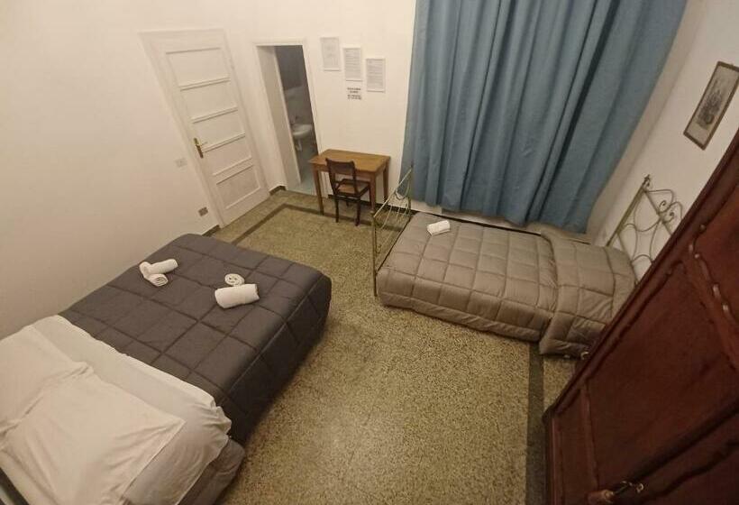 اتاق استاندارد سه نفره, Home Sweet Home 3   Affittacamere Lucca
