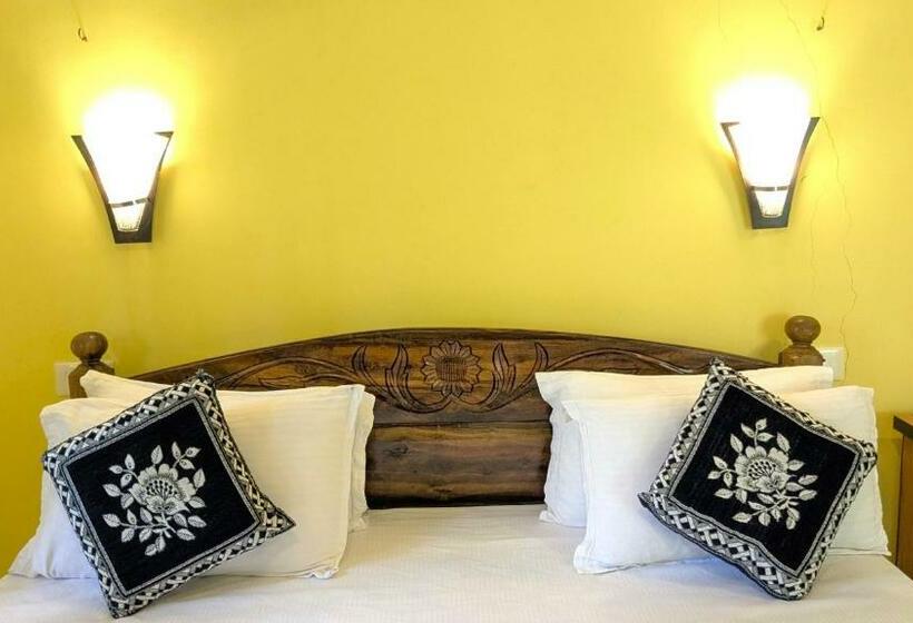 Семейный Номер Deluxe, Santana Guest House