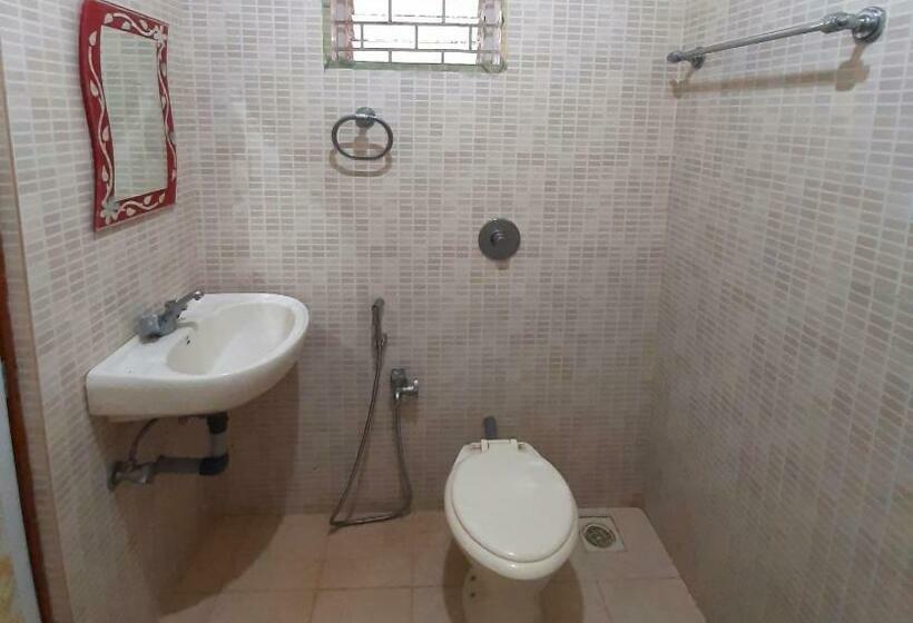 Номер Стандарт Вид на Сад, Santana Guest House