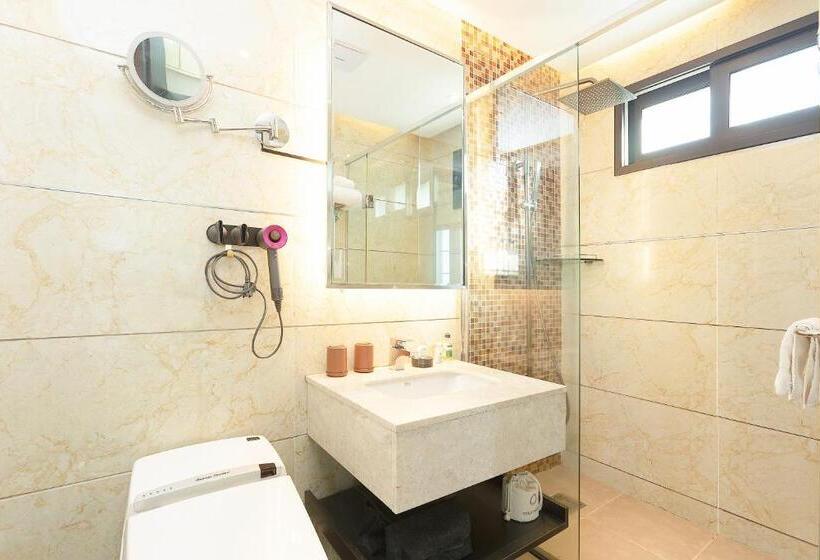 اتاق لوکس, Amber Pure Hill Hotels & Resorts Jeju