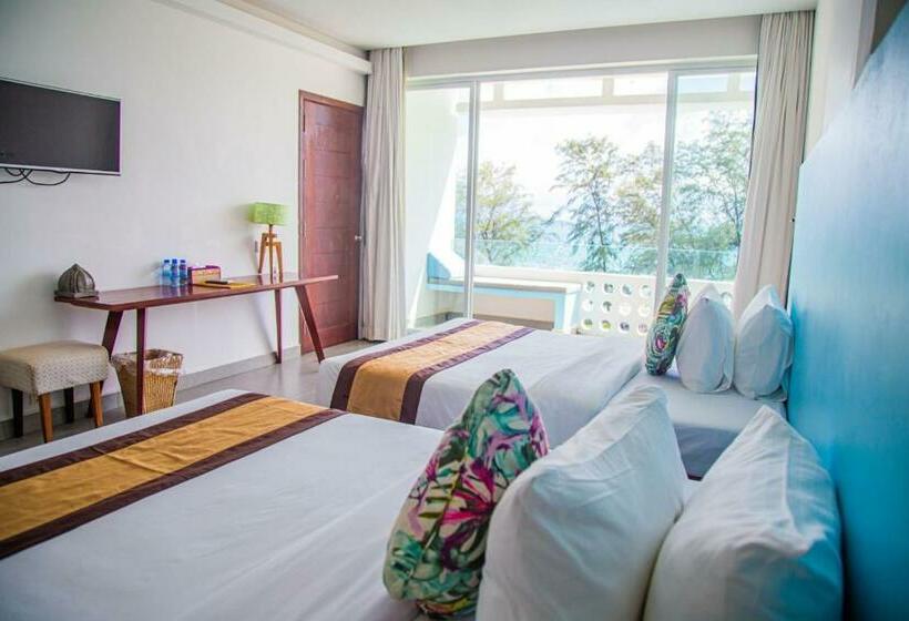 اتاق لوکس با چشم‌انداز دریا, Naiya Sea Resort